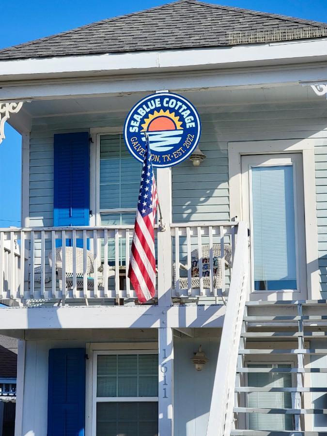 Seablue Cottage - Downstairs; 2 Blocks To The Beach ガルベストン エクステリア 写真